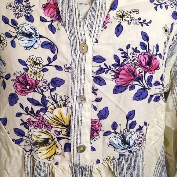 Floral Embroidered Cream Boho Tunic Top - Picture 2 of 2
